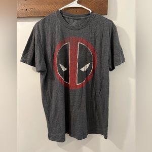Mens Deadpool tshirt